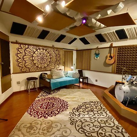 Oasis With Pool And Music Studio By Benvenu ロサンゼルス エクステリア 写真